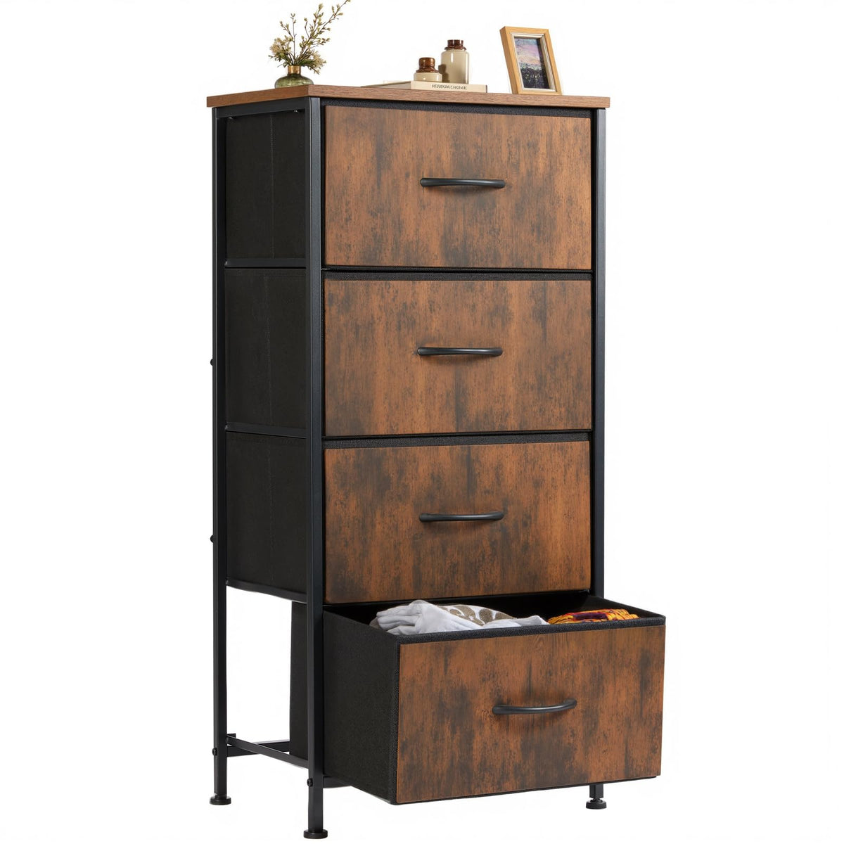 4 Drawer Dresser F973851