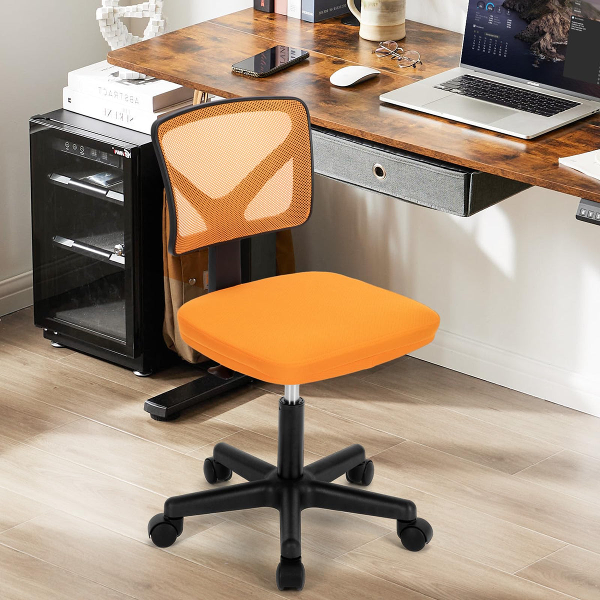 Orange Mesh Ergonomic Low-Back Swivel Office Chair Z7479
